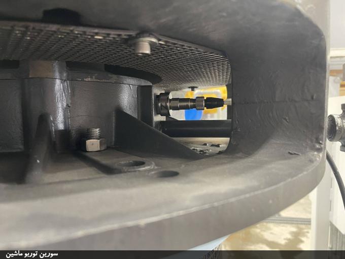 انتخاب دقت: نقش حیاتی سنسورهای ارتعاشی تک‌محوره در تست پذیرش تجهیزات